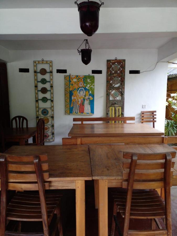 Traditional Kandyan House Exterior photo